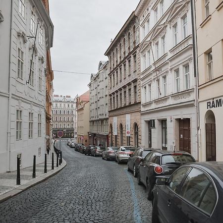 Skolska Junior Apartment Prag Exterior foto