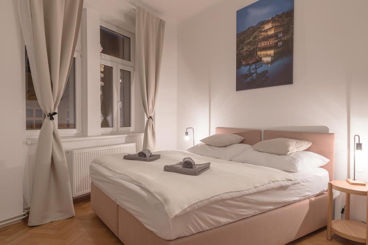 Skolska Junior Apartment Prag Exterior foto